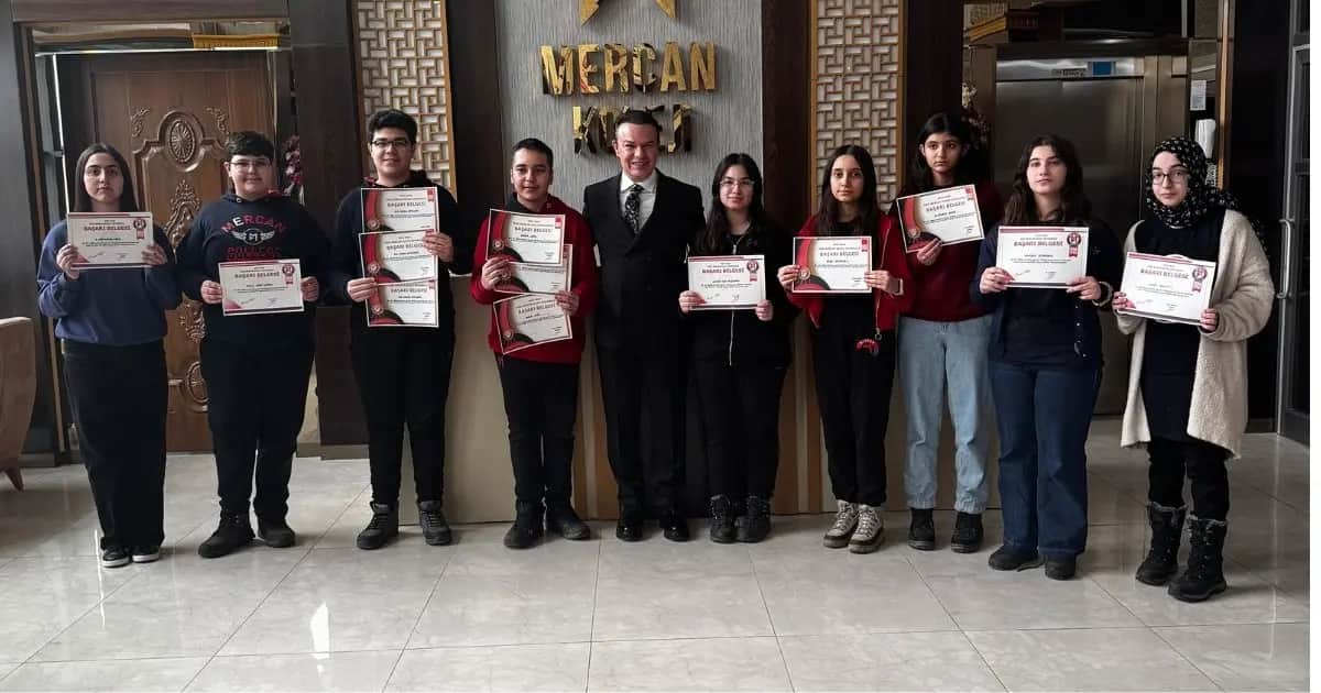 Türkiye Birinciliği Mercan Koleji’nden