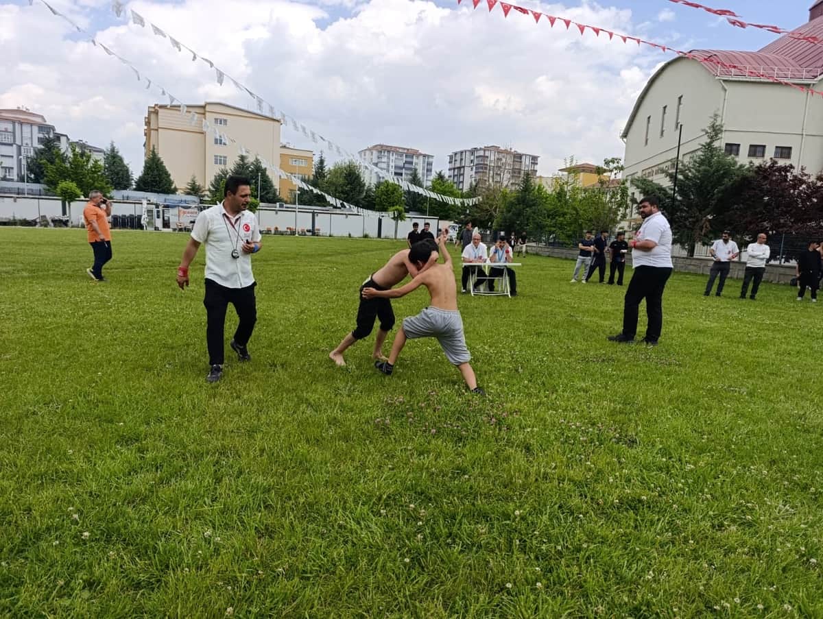 Er Meydanında Nefes Kesen Mücadele