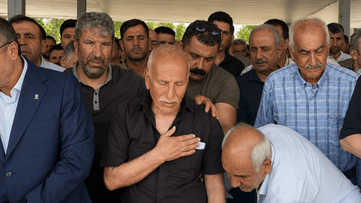 Şehit Ailesinin Bitmeyen Acısı: Dördüncü Evlatlarını Toprağa Verdiler
