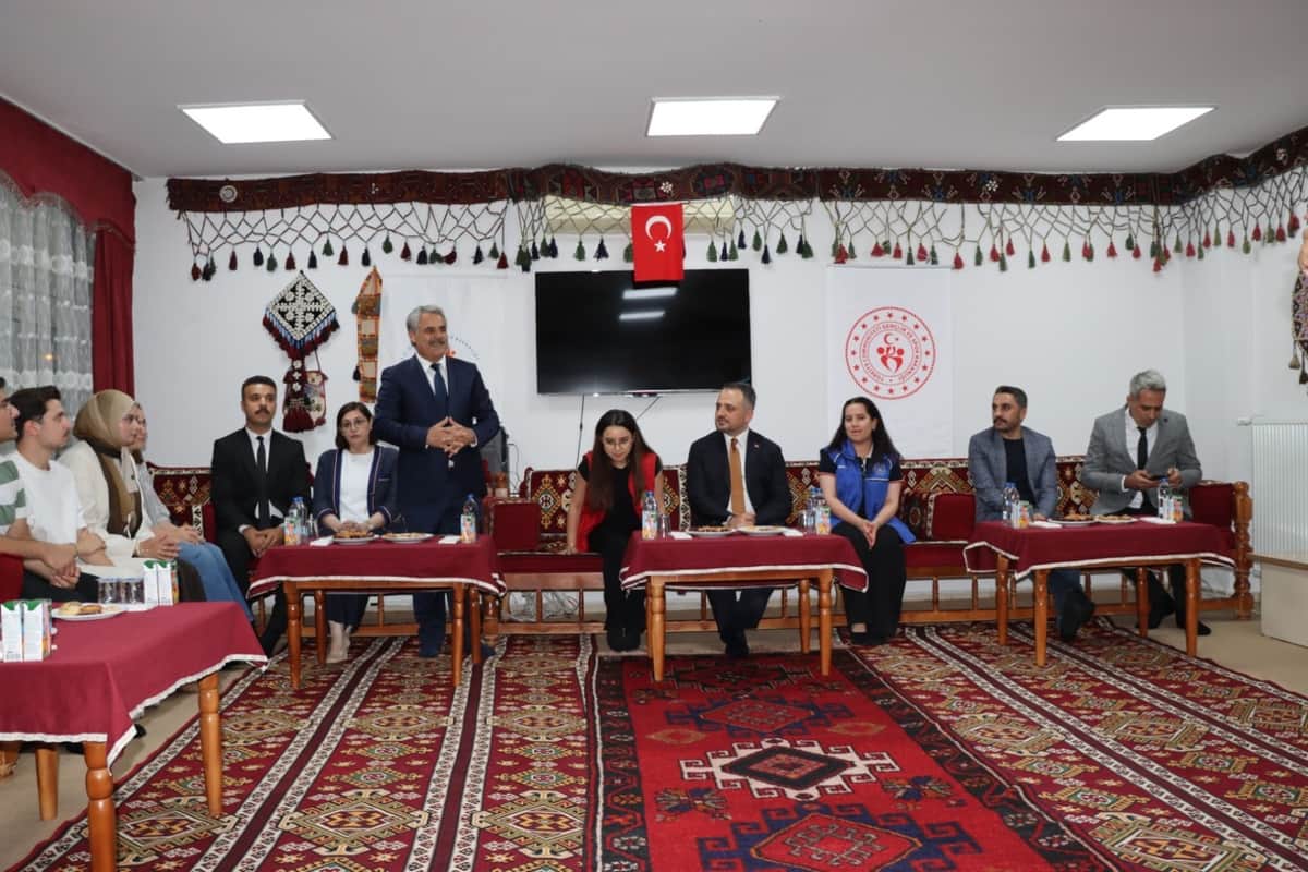 Bakan Yardımcısı Eminoğlu Beydağı’nda Gençlerle Buluştu