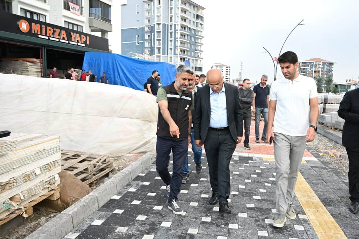 Malatya’da Ulaşıma Dev Yatırım: 95 Noktada Yol ve Altyapı Çalışması Sürüyor