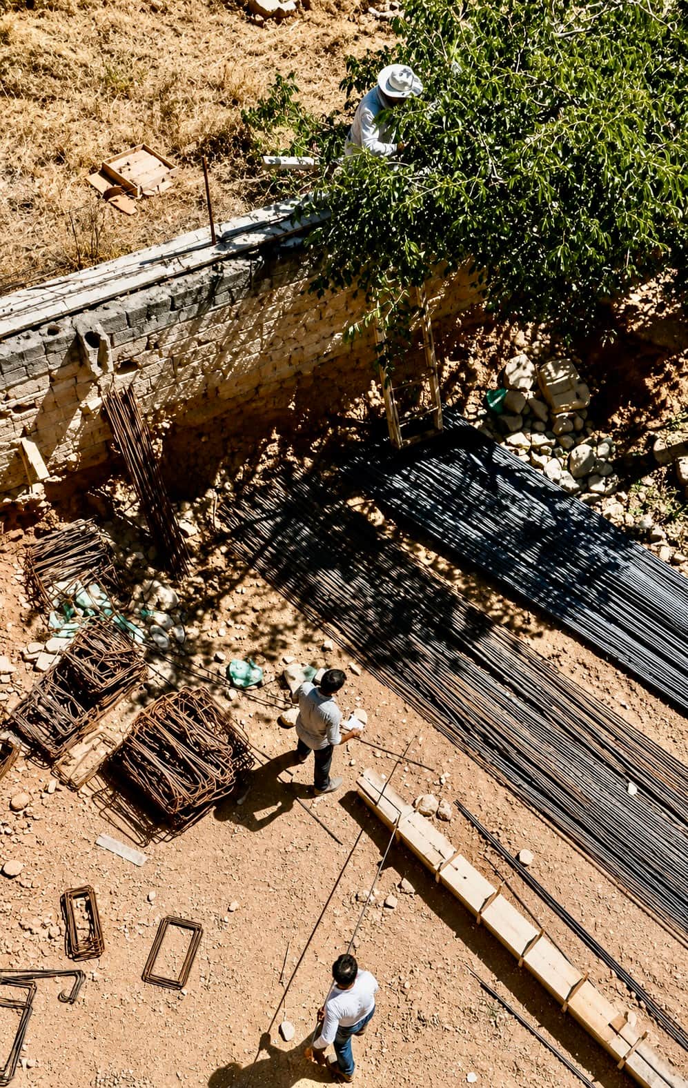 Battalgazi'de İnşaat Alanını Arı Sürüsü Bastı