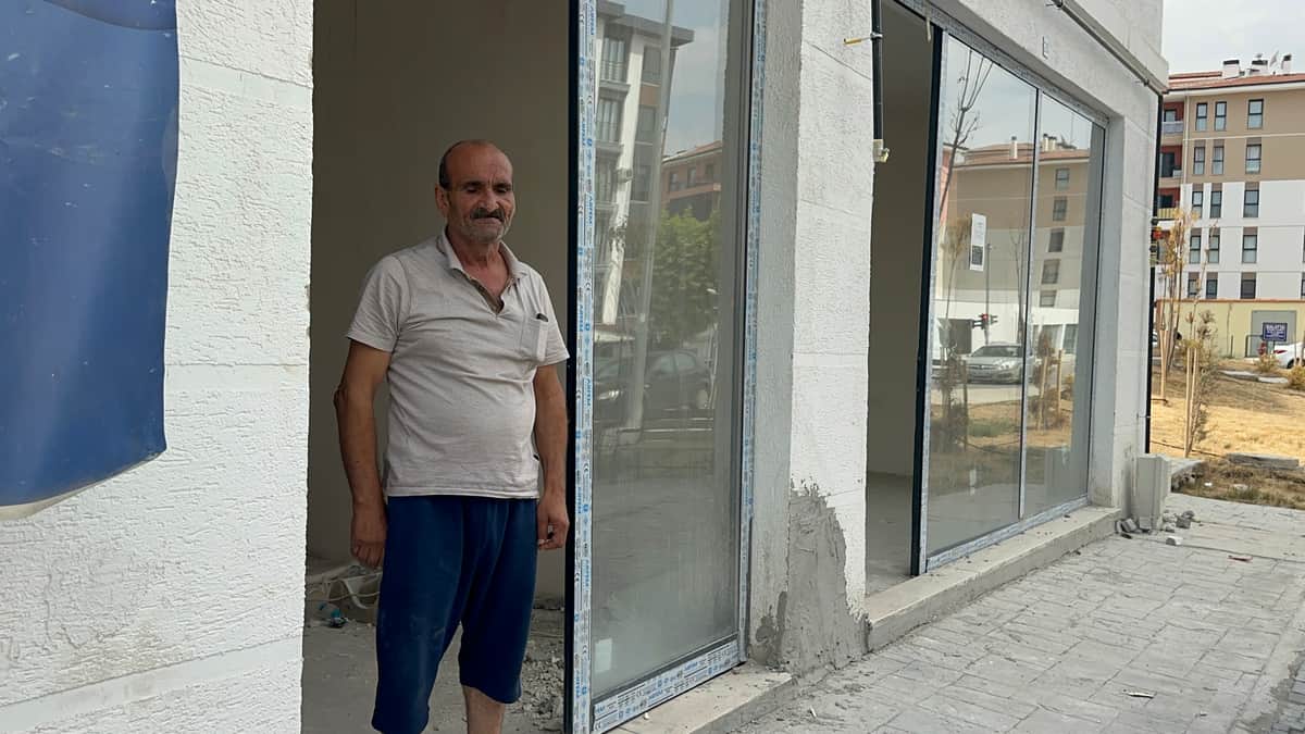 95 Metrekarelik Fırın Gitti, 30 Metrekarelik Dükkân Verildi