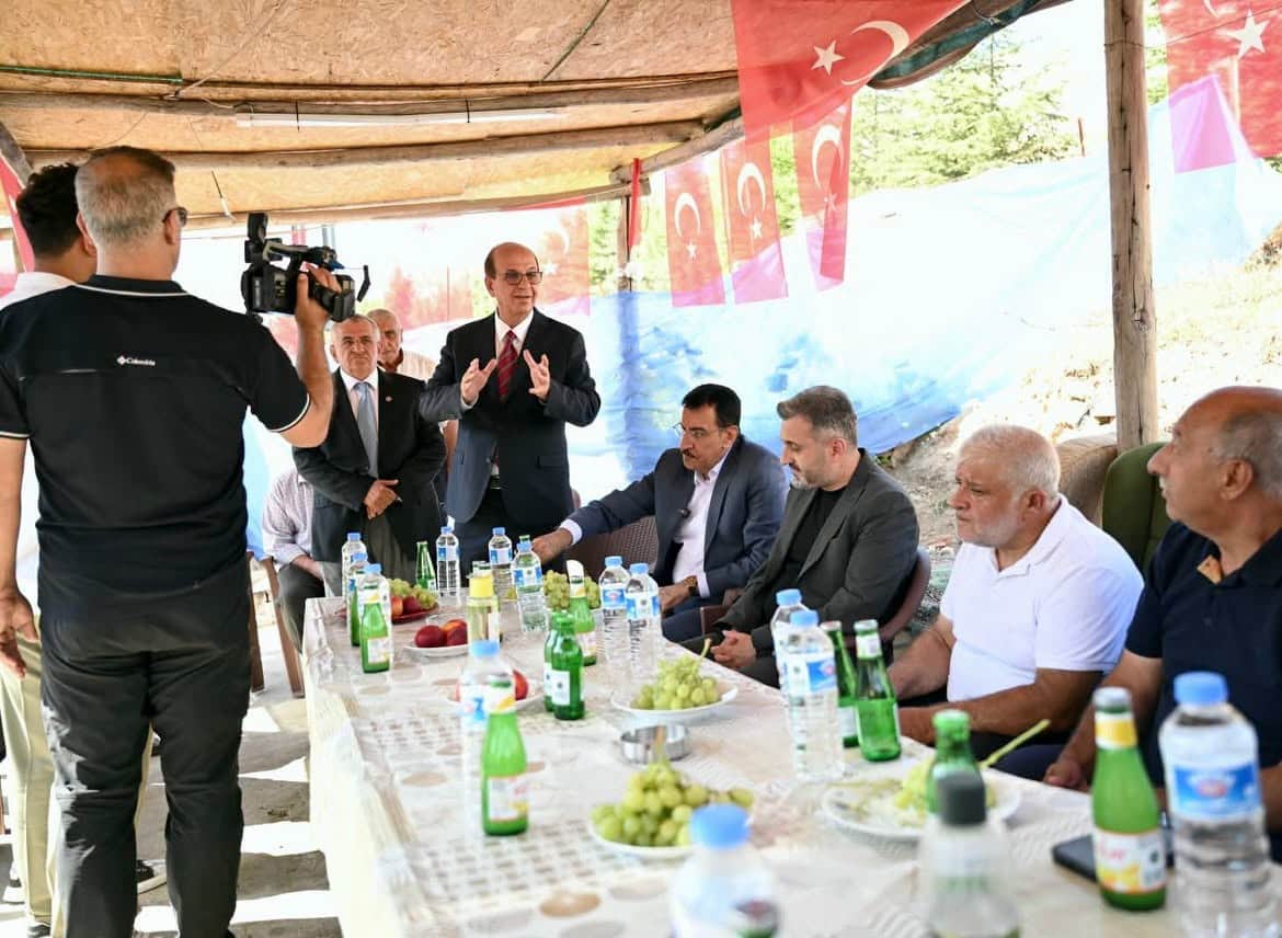 Başkan Geçit’ten Kadiruşağı Mahallesine Köprü Müjdesi!