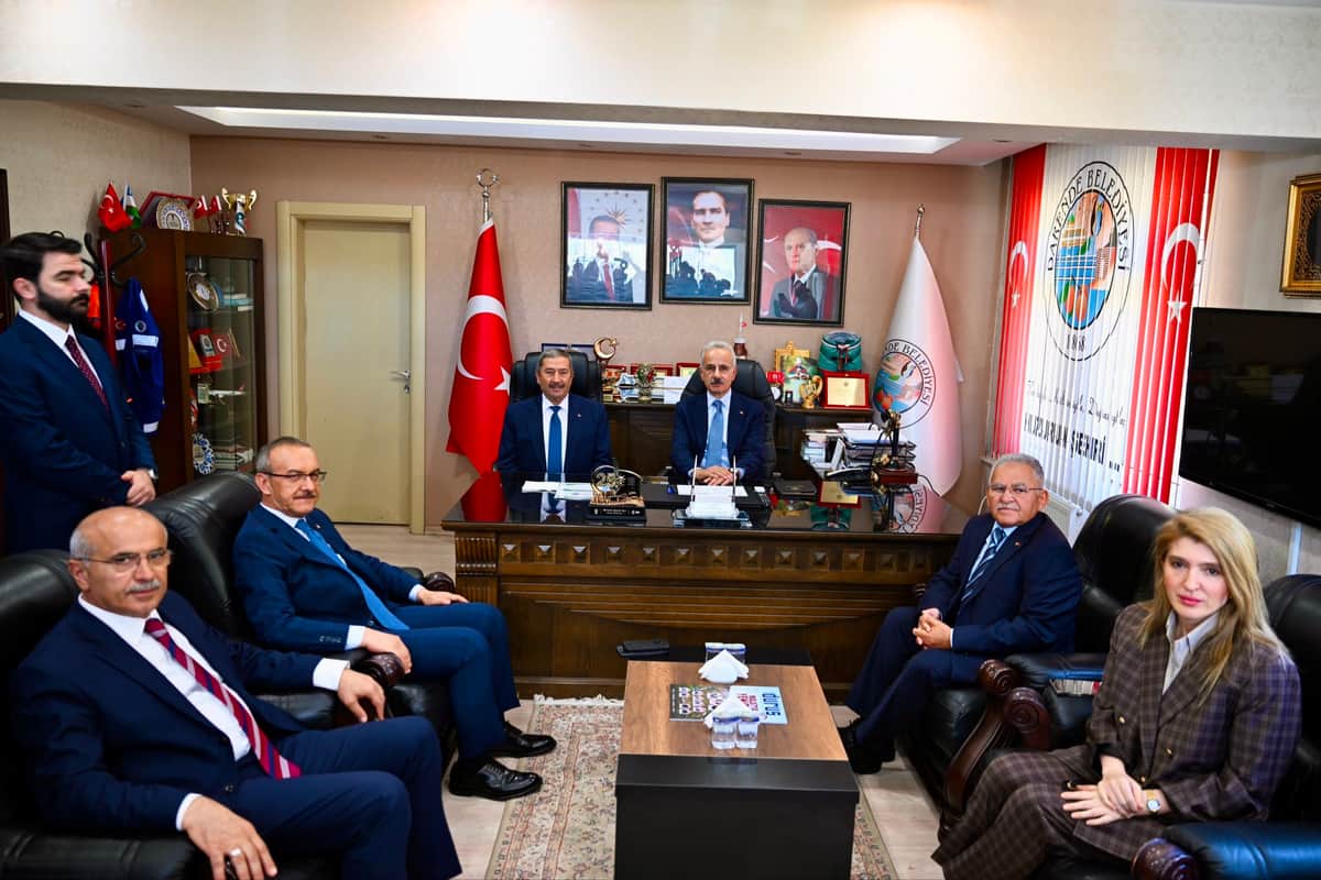 Bakan Uraloğlu Darende ilçesine geldi