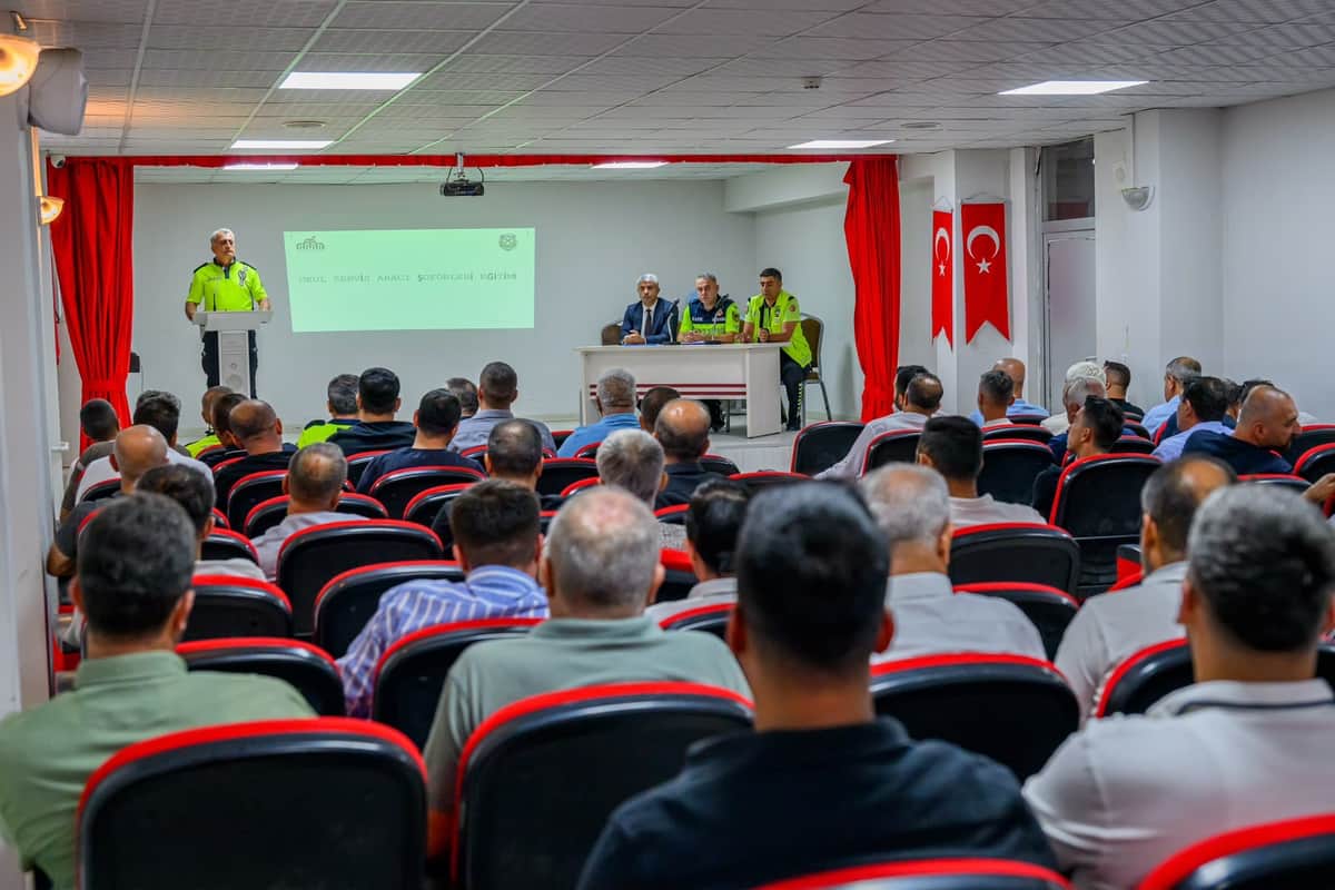 Okul Servislerine Yeni Dönem Öncesi Trafik Eğitimi