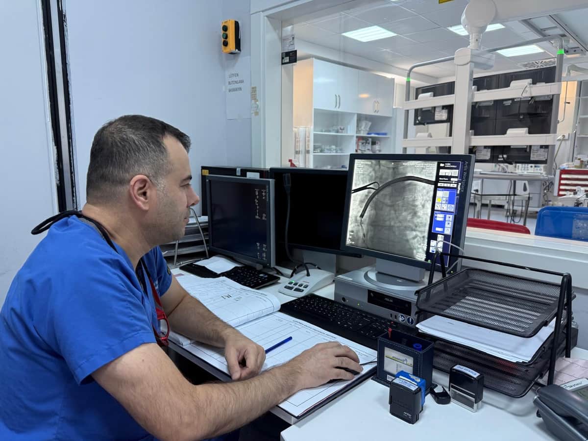 Kalbin Sessiz Tehlikesi: Hayat Kurtaran Kalp Pilleri