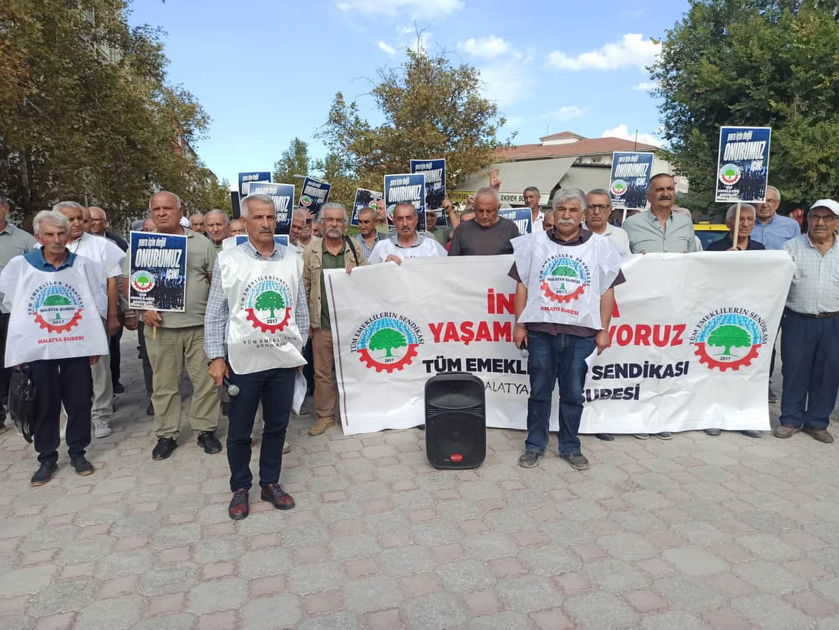 Malatya'da Emeklilerden Seyyanen Zam Çağrısı