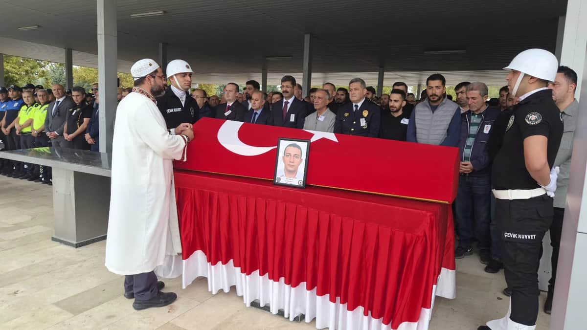 Sinop’ta Hayatını Kaybeden Polis Memuru Malatya’da Son Yolculuğuna Uğurlandı