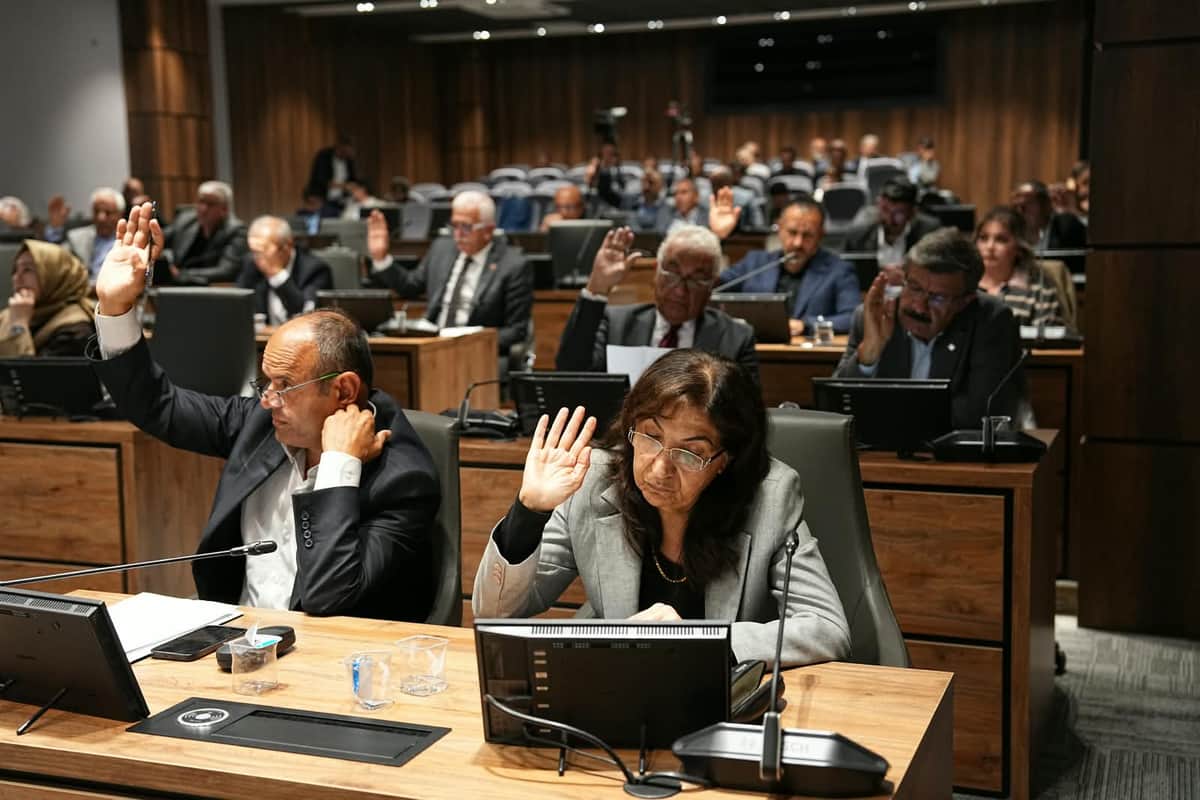 Yeşilyurt Belediye Meclisi Toplandı: Yapı Kontrol Müdürlüğü Kuruluyor