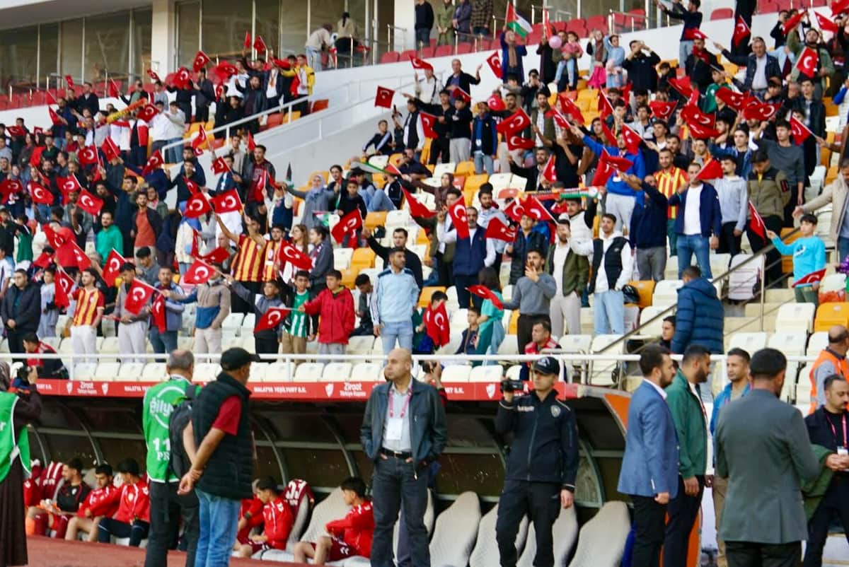 Yeşilyurtspor Kupada Tur Atladı: Siirtspor’u 3-1’le Geçti