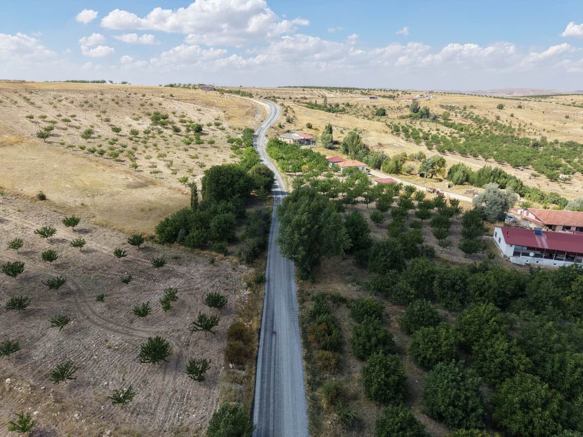 Hekimhan’da 22 Kilometrelik Grup Yolu Yenilendi