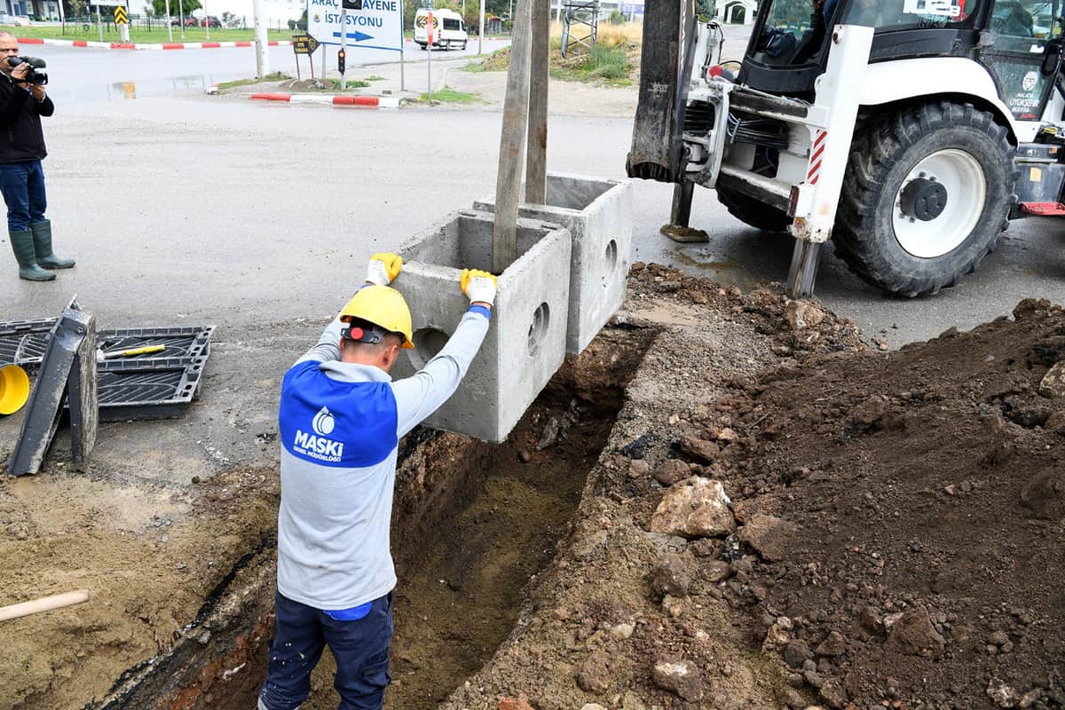 Malatya’da Sağanak Öncesi MASKİ’den Mazgal Mesaisi