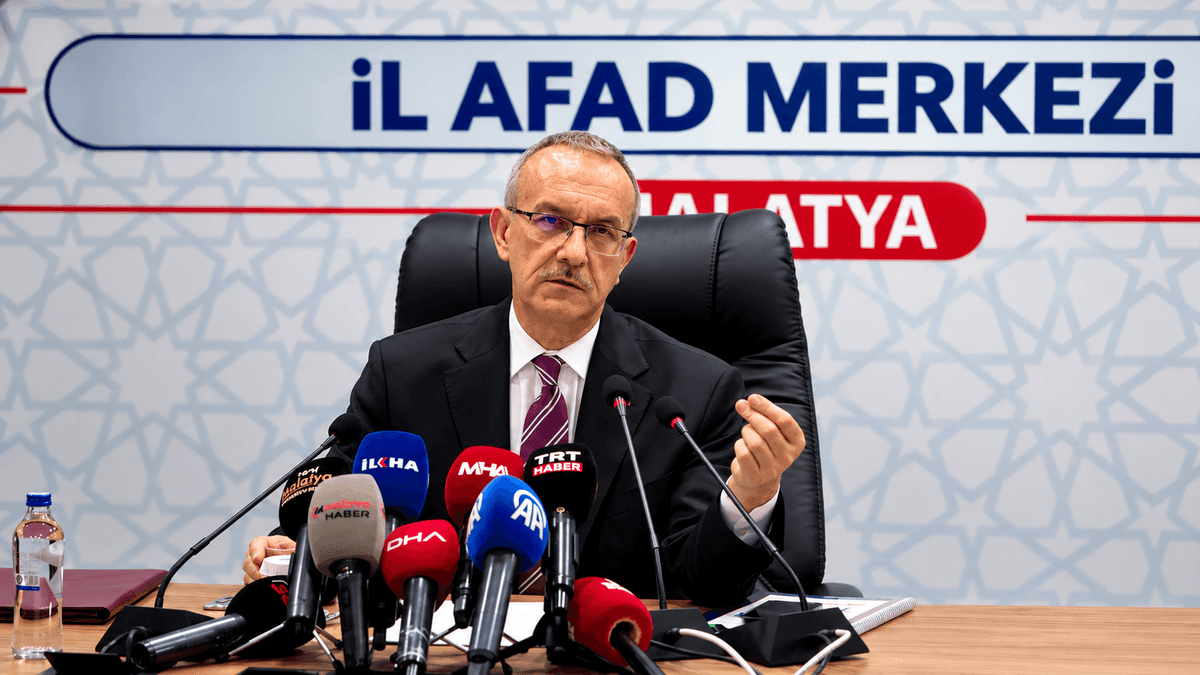 Vali Yavuz: “Konteynerlerde Kalanların Sayısı 10 Binin Altına Düştü”