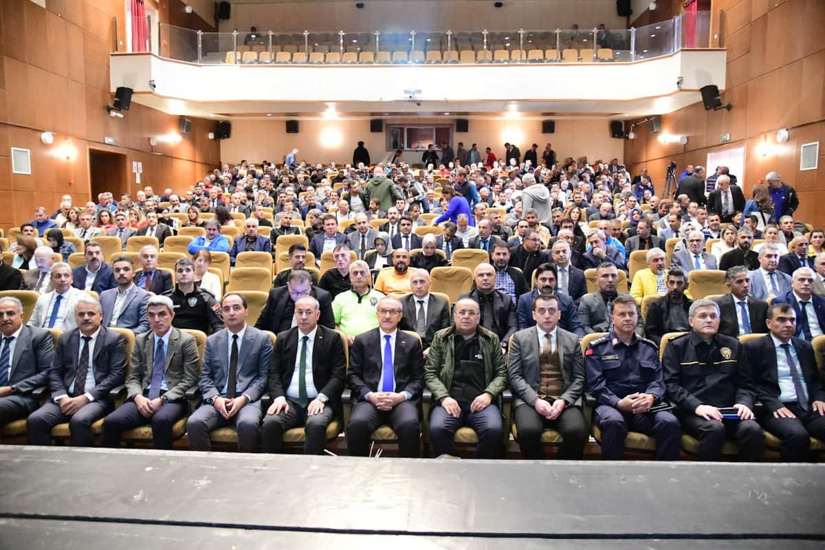 Vali Seddar Yavuz’dan Okul Güvenliği ve Spor Seferberliği: "Asıl Görevimiz Geleceği İnşa Etmektir"