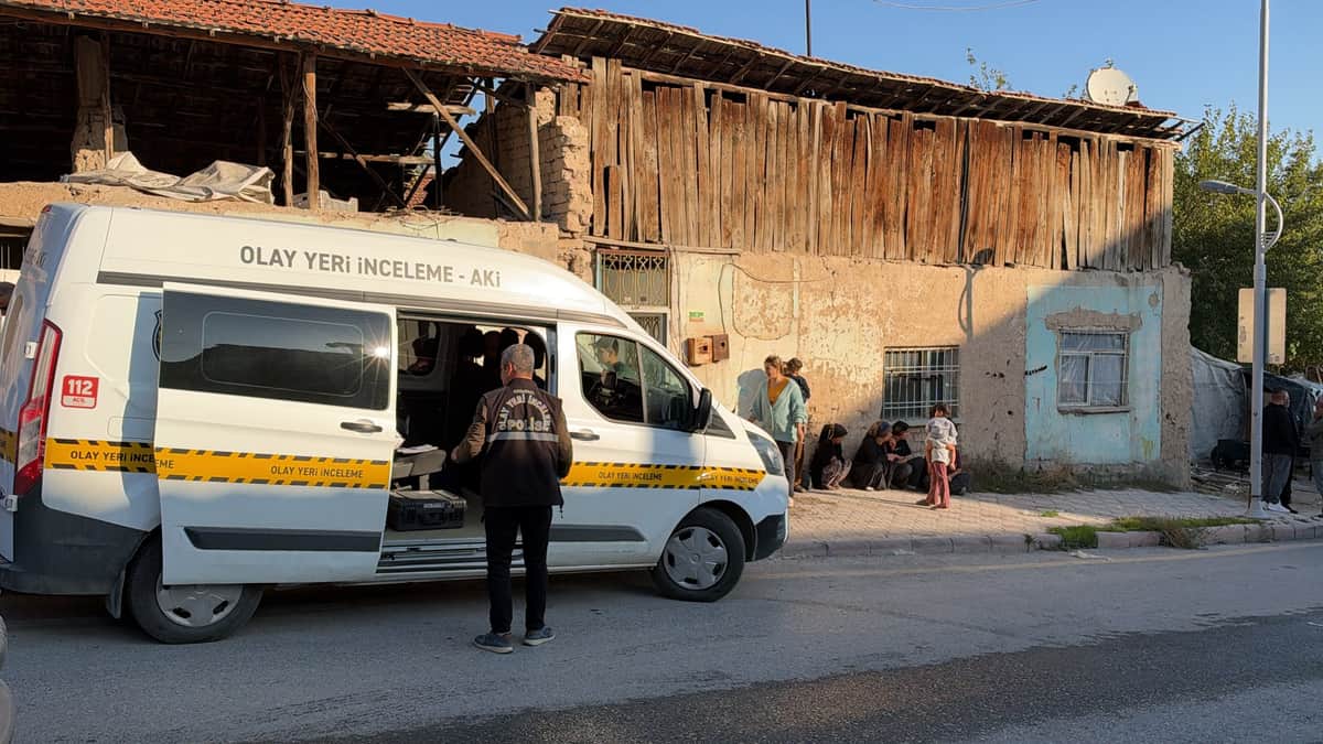 Malatya’da Dehşet: İmam Nikahlı Eşini Yatağında Bıçakladı