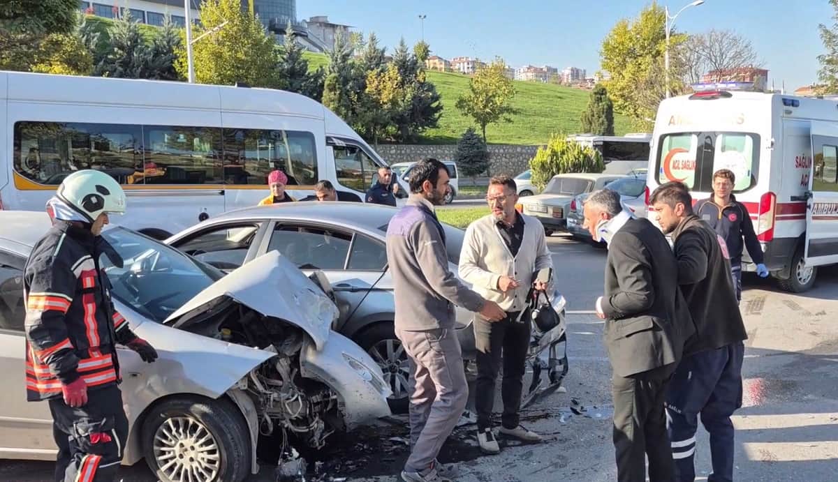Malatya’da 6 Araç Birbirine Girdi: 3 Yaralı