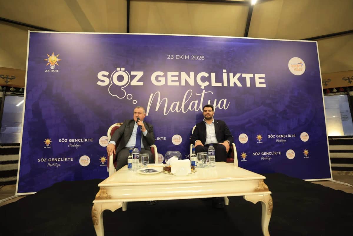 Malatya’da Söz Gençlikteydi! Bakan Bak’tan Gençlere “Daima Yanınızdayız” Mesajı