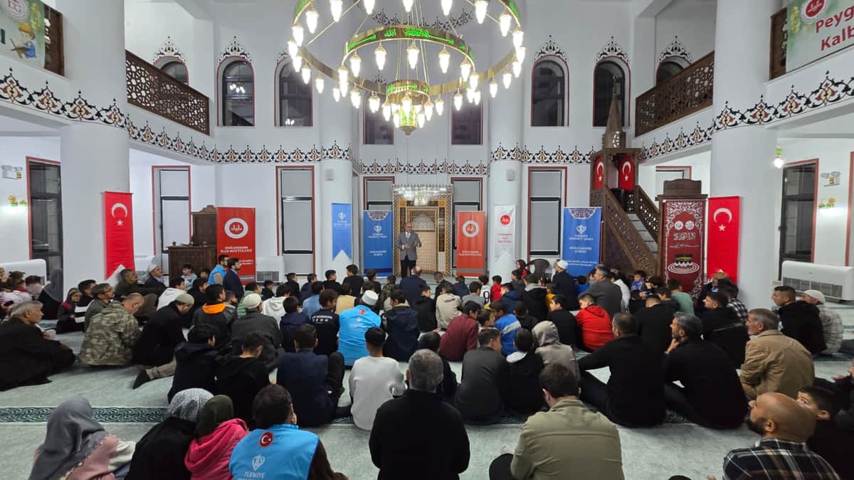 Doğanşehir’de Camiler Aile Buluşmalarına Ev Sahipliği Yapıyor