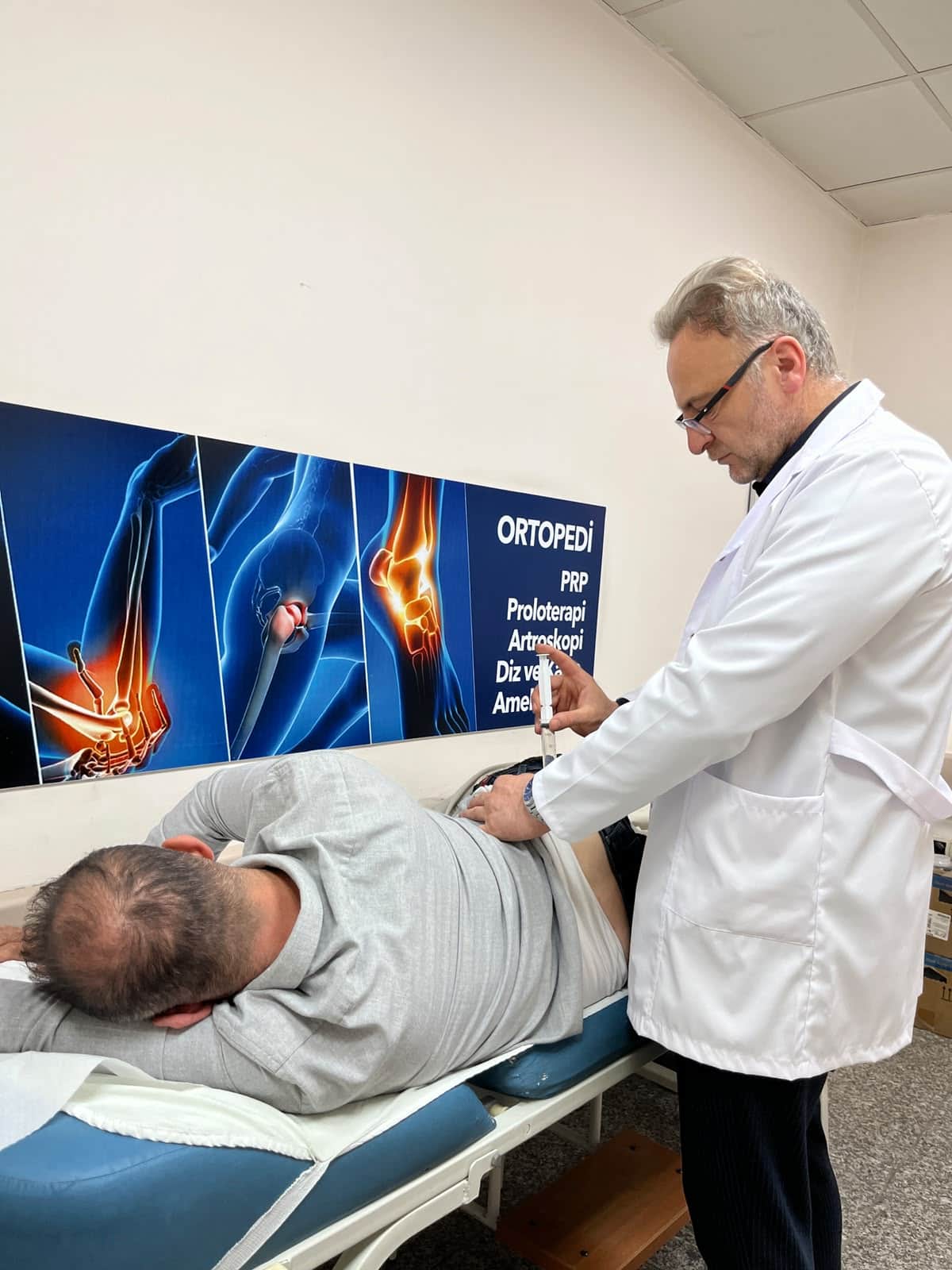 Kalça Protezine Alternatif Arayışında Türk Doktorun Dünyada İlk Olan Araştırması