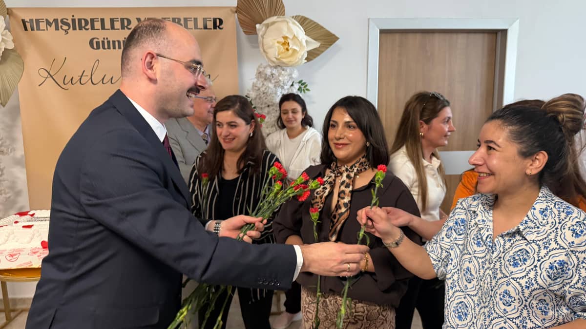 Doğanşehir’de Hemşireler ve Ebeler Günü Kutlandı