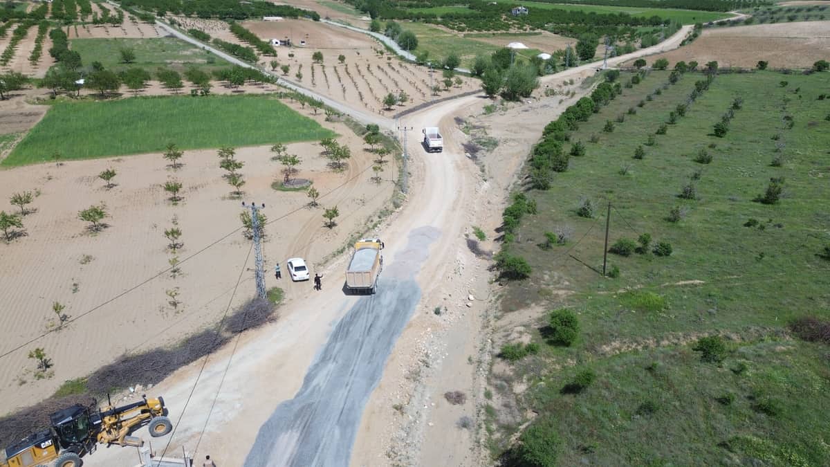 Battalgazi’de Mahalle Yollarında Ulaşım Atağı