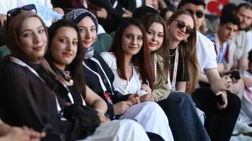 Dr. Özcan Mercan’dan Çok Konuşulacak Analiz: “Türkiye’nin Yeni Gençlik Profili Değişiyor”