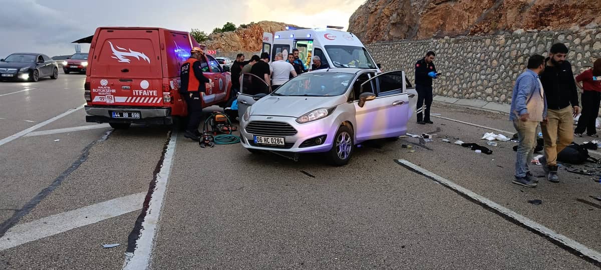 Akçadağ’da Feci Kaza: Biri Çocuk 9 Yaralı