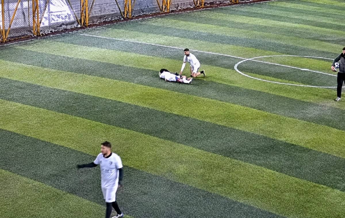 Malatya’da Halı Sahada Hayat Kurtaran Müdahale