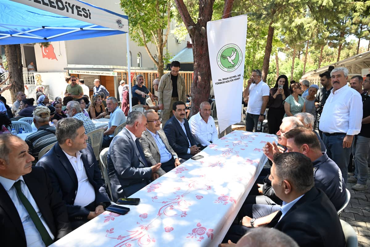 Vali Yavuz, Hz. İmam Zeynel Abidin Vakfı’nın Aşure Programına Katıldı