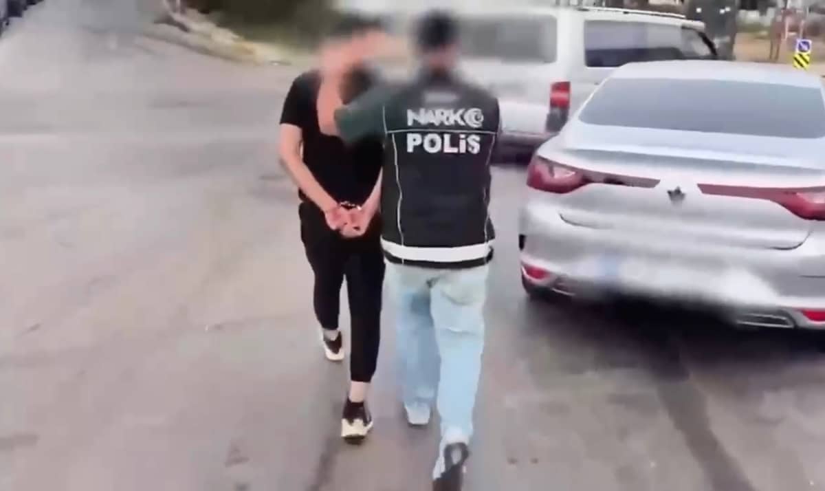 Malatya Başta Olmak Üzere 73 İlde Dev Narkotik Operasyonu:Tonlarca Uyuşturucu, Milyonlarca Hap Ele Geçirildi