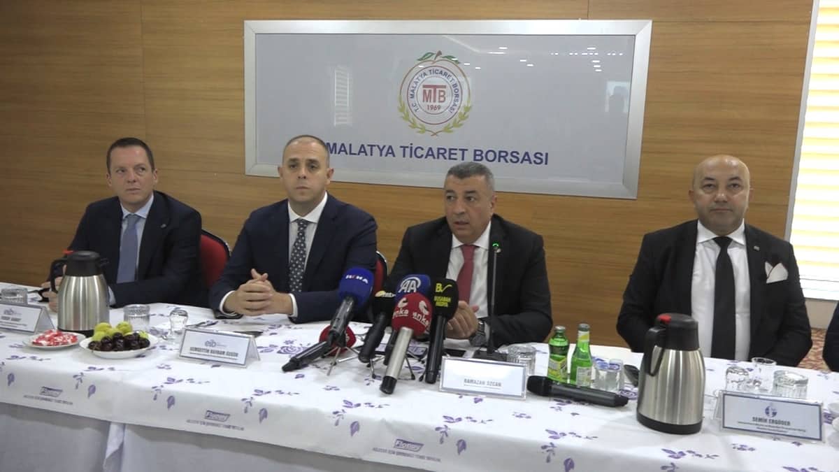 Kuru Meyve İhracatçıları Malatya’da Buluştu: Hedef Güçlü Sezon ve Yeni Pazarlar
