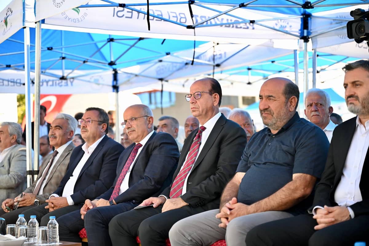 Yeşilyurt Belediyesi Araç Filosunu 220 Milyon Tl.'Lik 31 Yeni İş Makinasıyla Güçlendirdi