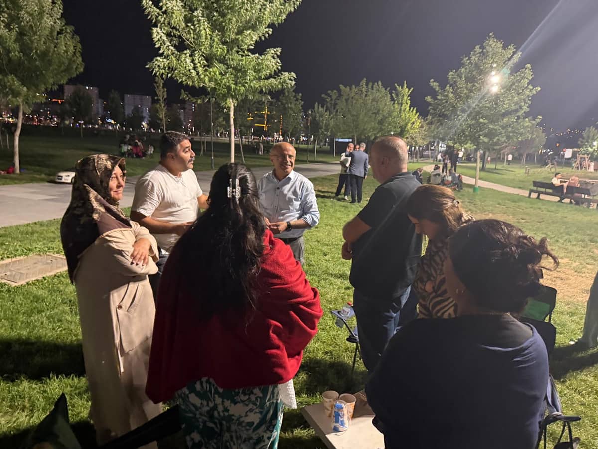 Başkan Er vatandaşlarla buluştu: Altyapı, konut ve gastronomi mesajı