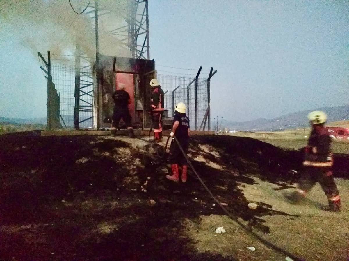 Malatya-Elazığ Yolundaki Baz İstasyonunda Yangın