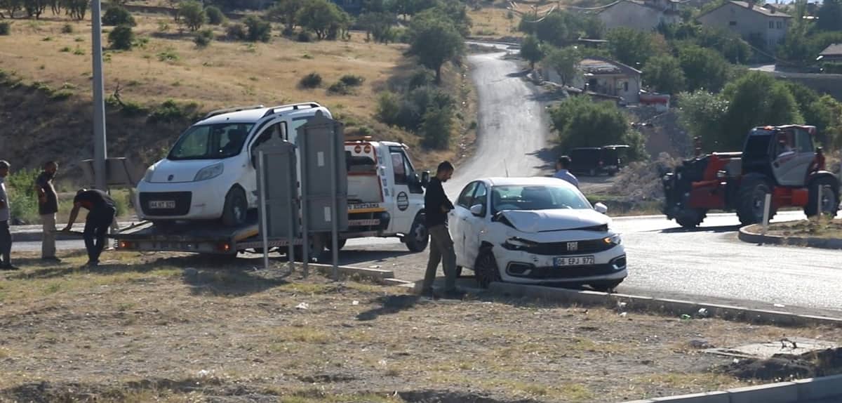 Hekimhan'da trafik kazası: 2 yaralı
