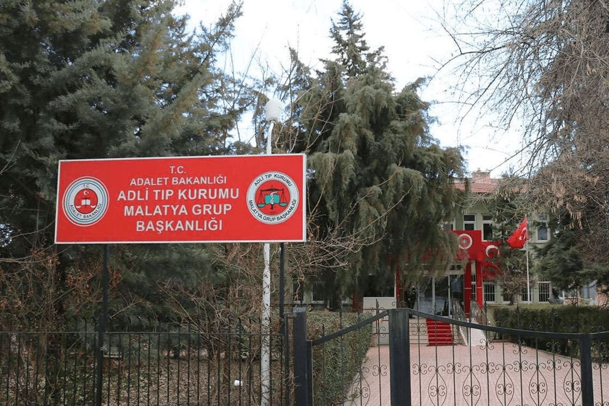 Geri Dönüşüm Fabrikasında Feci İş Kazası: İşçi Pres Makinesine Sıkışarak Hayatını Kaybetti