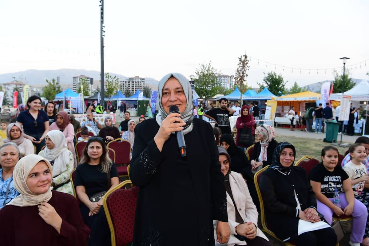 Malatya’da Ev Hanımları Yöresel Yemek Yarışmasında Maharetlerini Sergiledi