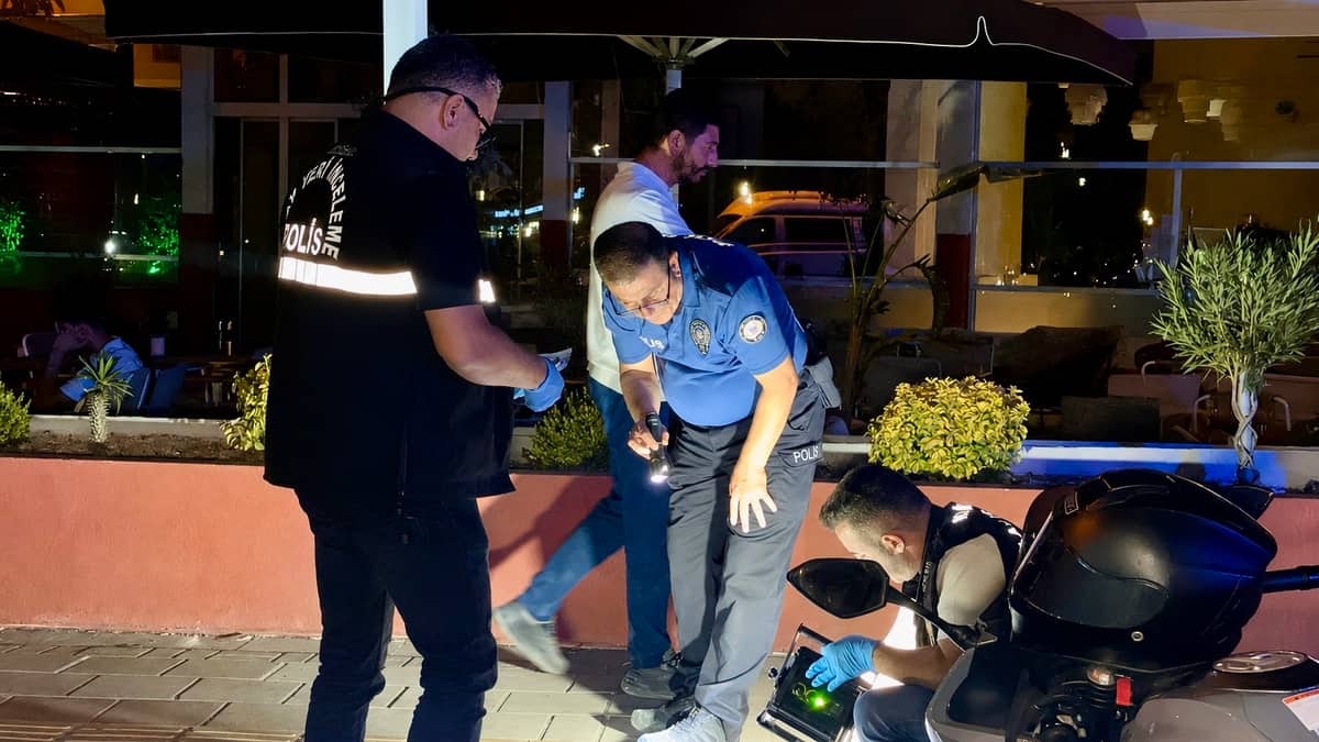 Gece Yarısı Kafeye Silahlı Saldırı: 1 Yaralı