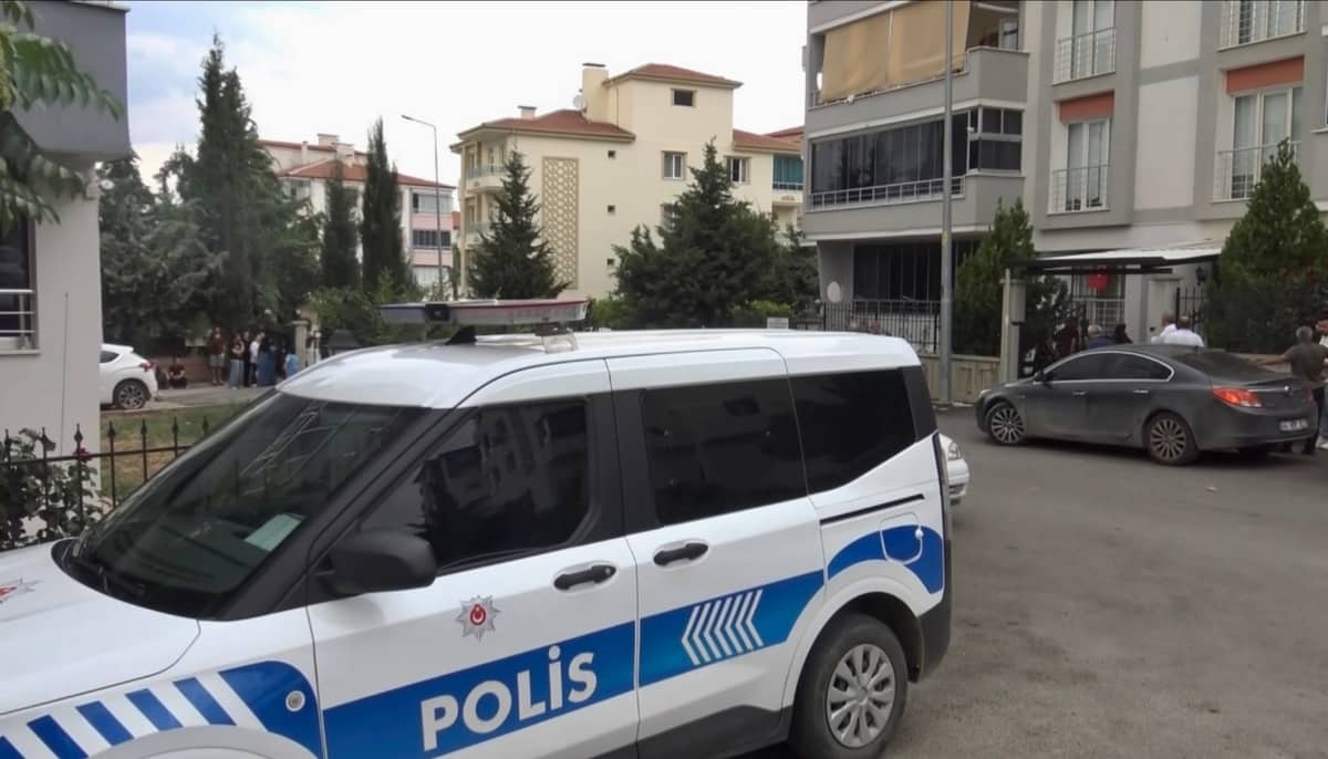 Haber Alınamayan Kişi Evinde Ölü Bulundu
