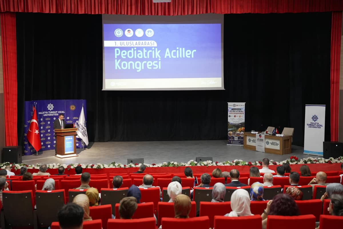 Pediatrik Acil Tıbbın Kalbi Malatya’da Attı