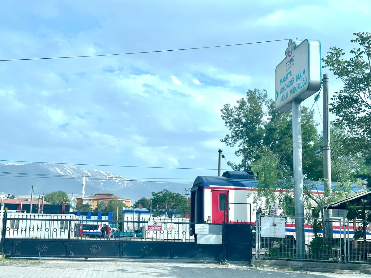 TCDD Taşımacılık Atölyesinde İş Kazası: Bir İşçi Ağır Yaralandı