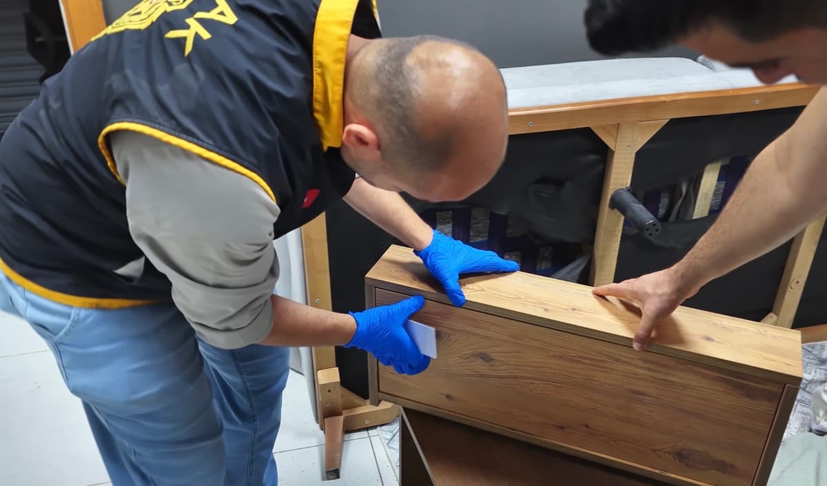 Masaj Salonlarına Fuhuş Operasyonu: 8 İş Yeri Mühürlendi