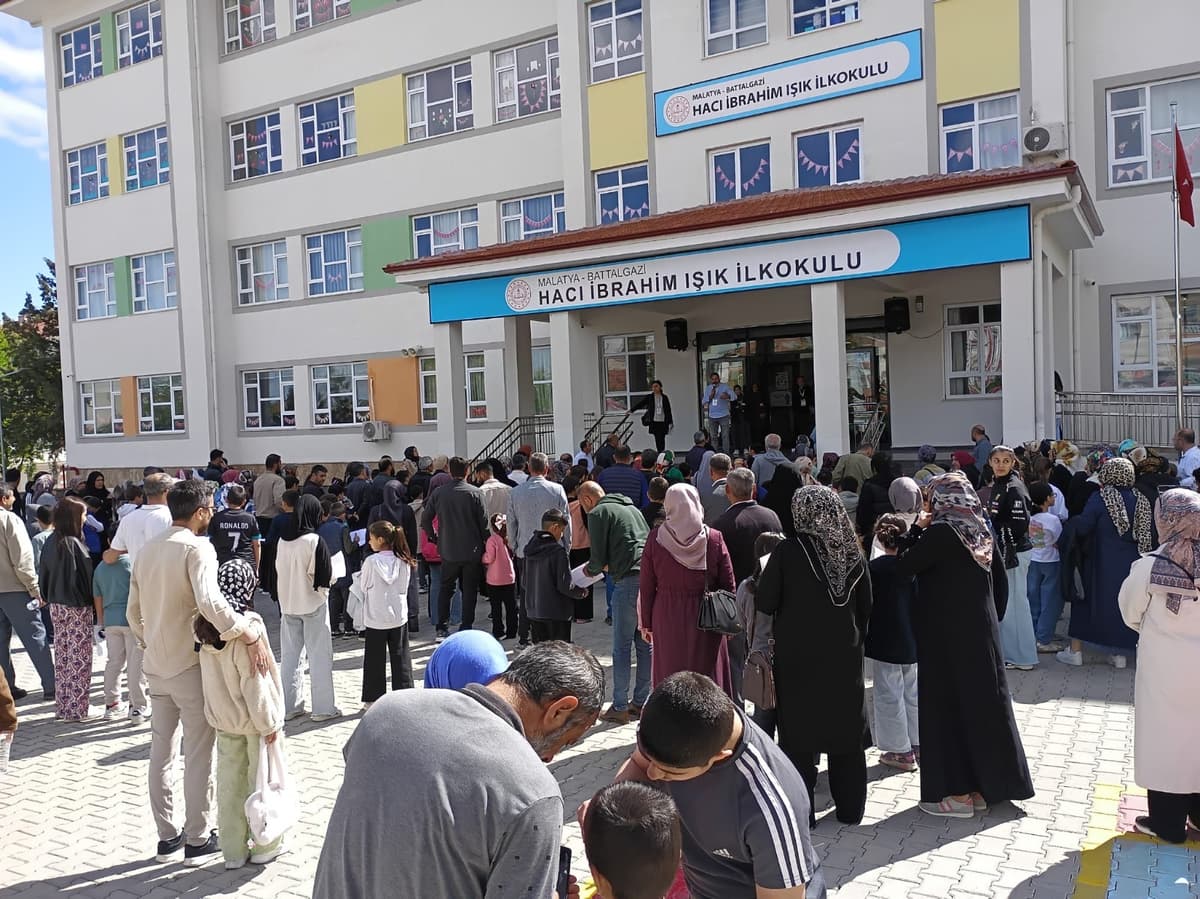 Malatya’da Hafızlık Projesine Yoğun İlgi: 1299 Öğrenci Sınava Katıldı